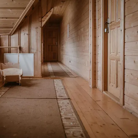 Olczanski Zakatek ベッド・アンド・ブレックファスト 3*