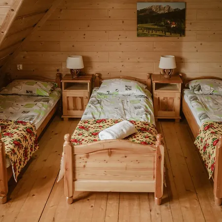 ベッド・アンド・ブレックファスト Olczanski Zakatek