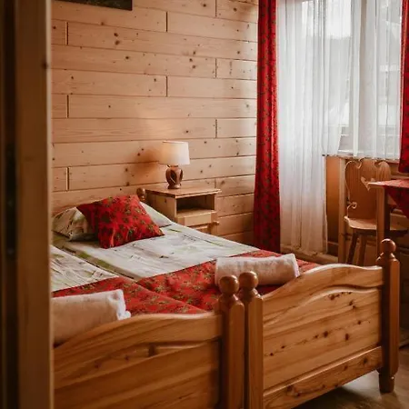 Olczanski Zakatek Bed & Breakfast 3*