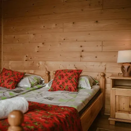 Olczanski Zakatek Bed & Breakfast 3*