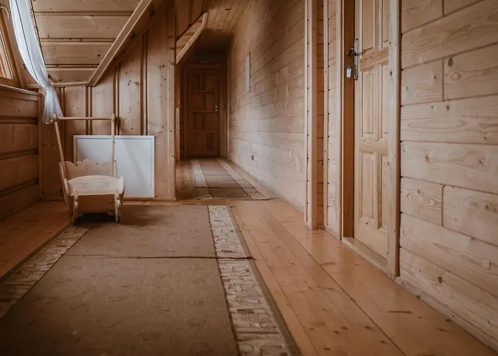 Olczanski Zakatek 住宿加早餐酒店 3*